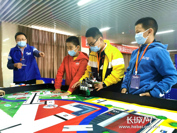 河北省举办第12届青少年机器人竞赛