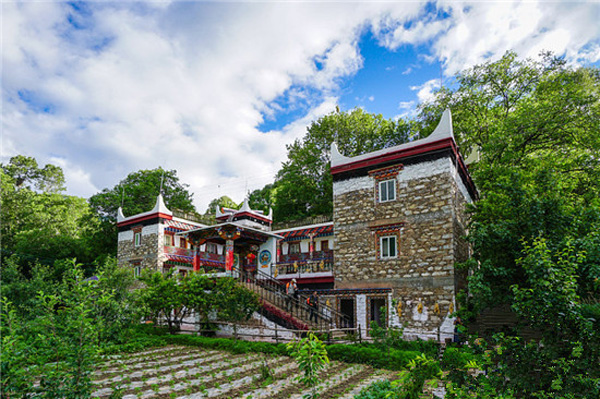 图片默认标题_fororder_8、丹巴独特的藏寨自成一景-供图-丹巴县委宣传部