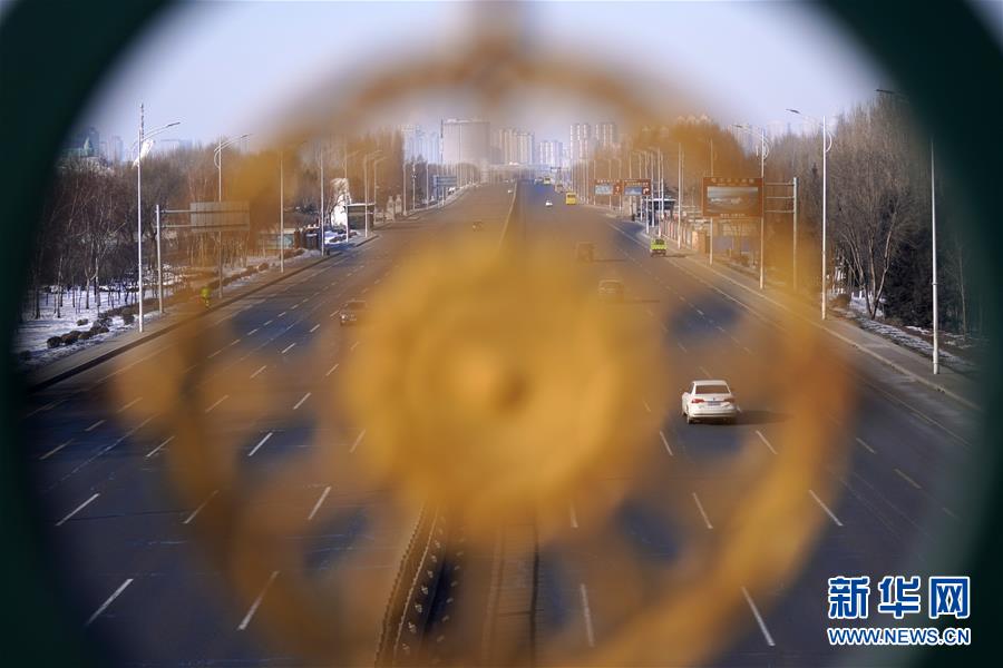 新华网：哈尔滨对市区实施临时交通管制