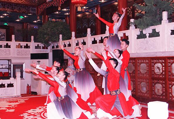 中国国际文化传播中心慰问爱心艺术团