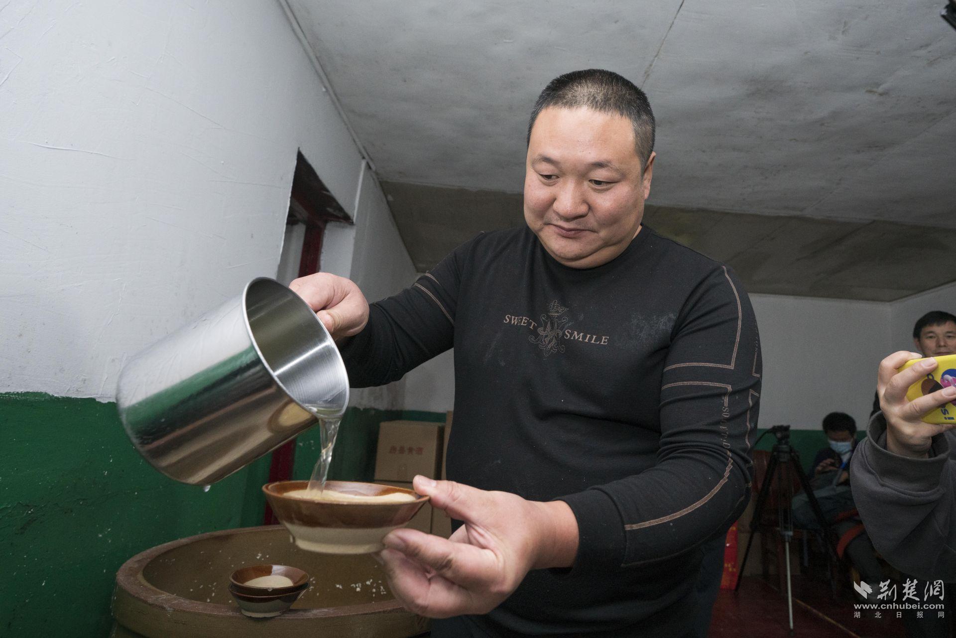 【文化扶贫在行动:湖北篇】房县黄酒村:佳酿酿出幸福来