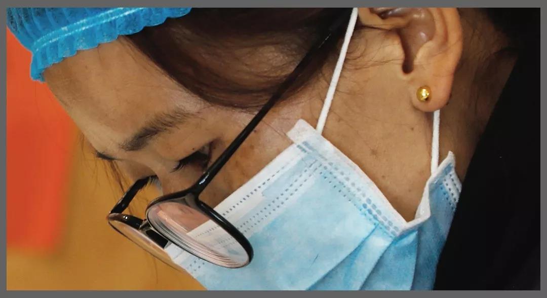 [中国西藏网]注视着你的眼睛，我知道，战“疫”必胜，希望永存！