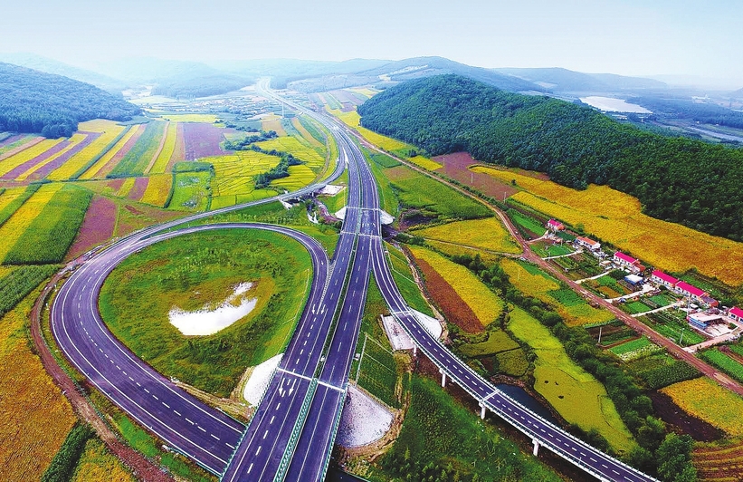 吉林省高速公路建设实现从0到3298公里跨越