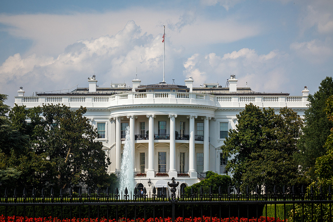 Dahil sa halalang pampanguluhan: panseguridad na hakbangin sa ibat-ibang lugar sa Amerika, isinagawa Dahil sa halalang pampanguluhan: panseguridad na hakbangin sa ibat-ibang lugar sa Amerika, isinagawa