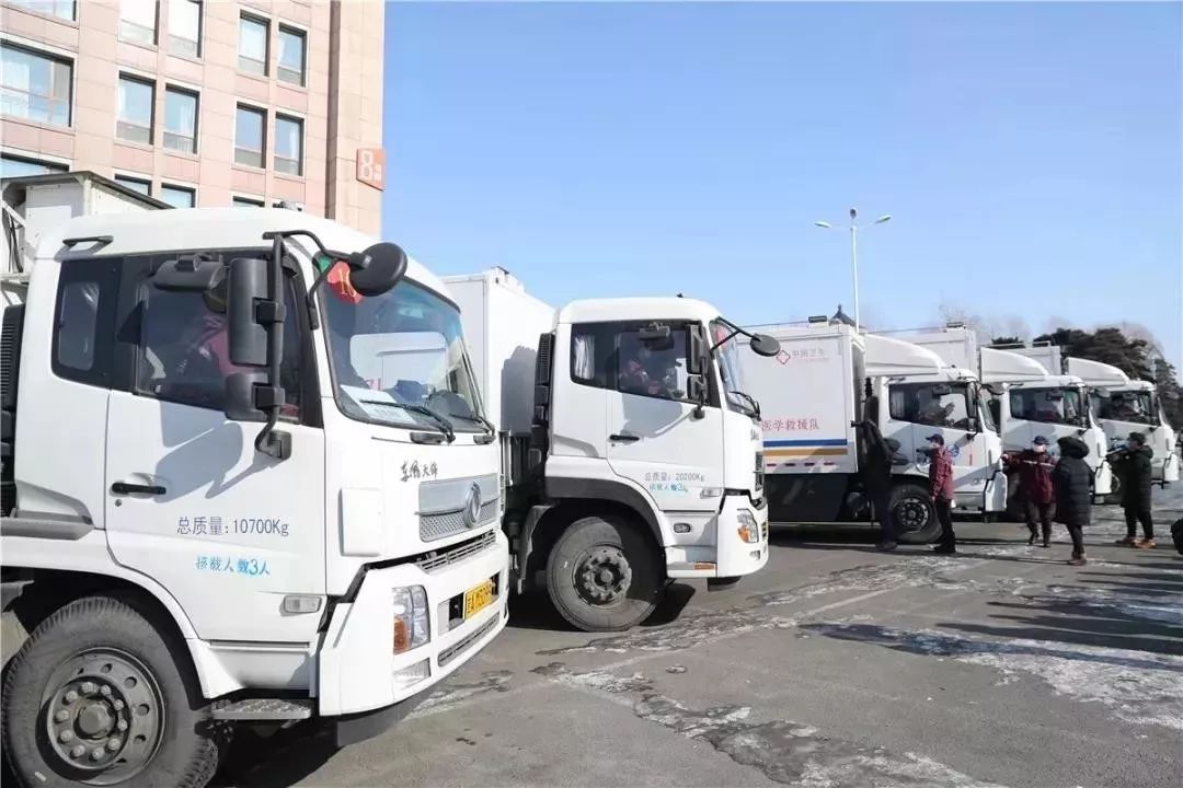 「国际在线」接力驰援武汉！高校“白衣战士”再出征