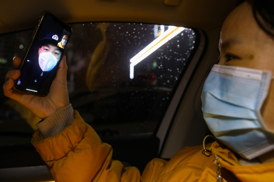 中国日报网■警察丈夫、护士妻子 90后夫妻的武汉“抗疫”故事