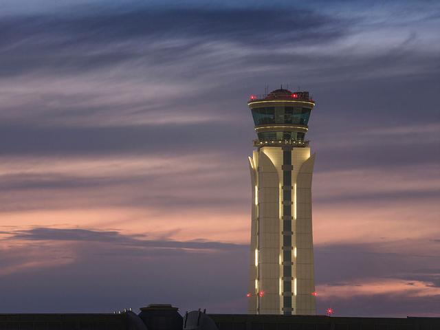 马斯喀特国际机场隆重开幕——全球最开阔堂皇的机场之一 马斯喀特国际机场隆重开幕——全球最开阔堂皇的机场之一