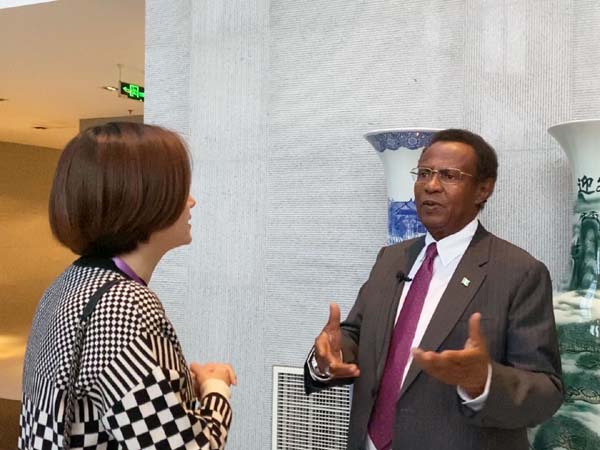 Hira da jakadan Najeriya Mai girma Baba Ahmad Jidda dangane da allurar rigakafin annobar COVID-19 Hira da jakadan Najeriya Mai girma Baba Ahmad Jidda dangane da allurar rigakafin annobar COVID-19