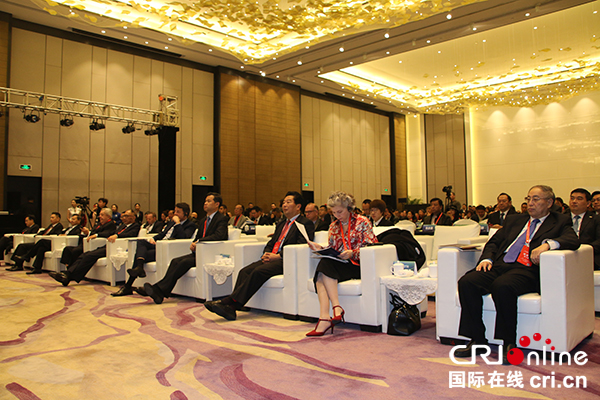 图片默认标题_fororder_会议现场--（摄影-高学兵）