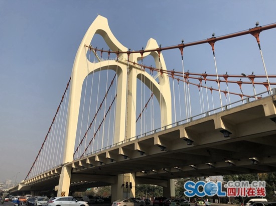 （导航成都）10岁成都清水河悬索桥首次大修完工 穿上高科技防腐“新衣