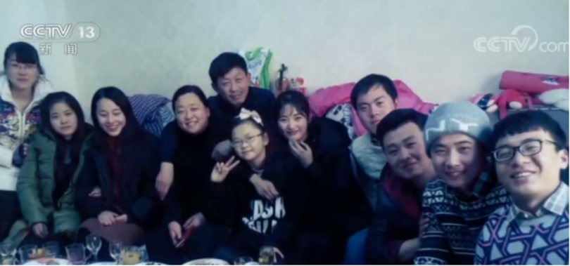 พ่อแม่คนซานตงสูญเสียลูกชายสุดที่รัก 8 ปีก่อน ตอนนี้กลับมีลูก 20 กว่าคน