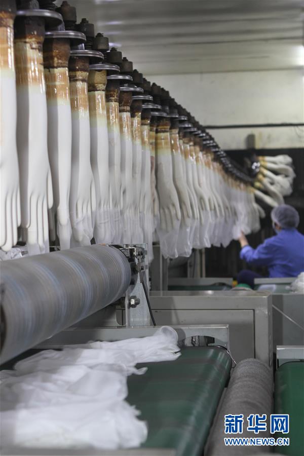 「新华网」河北：加紧生产防疫物资
