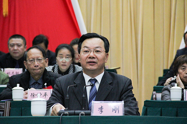 图片默认标题_fororder_2自贡市委书记李刚作讲话（摄影-杨梦婧）