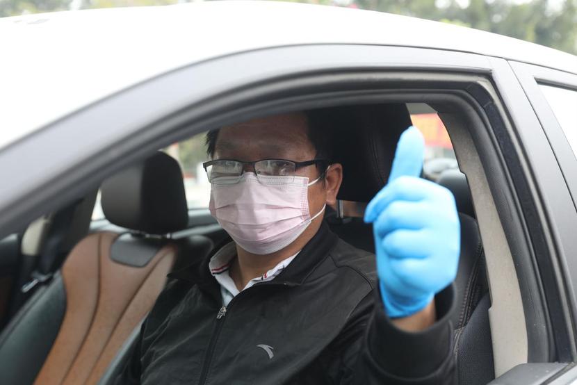 司机搭载感染乘客被隔离 街坊捐款减租助过难关