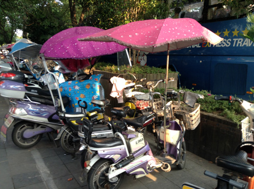 日本人スタッフのつぶやき345～近頃流行るもの　（keiko）