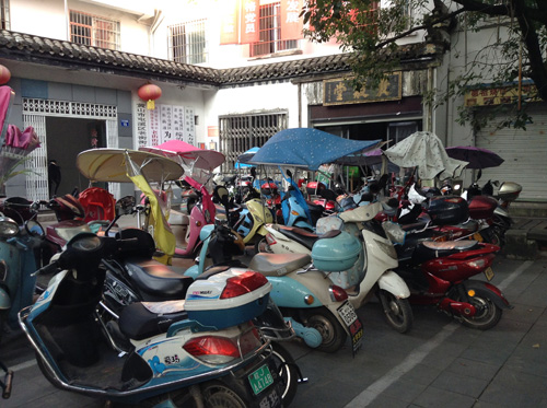 日本人スタッフのつぶやき345～近頃流行るもの　（keiko）