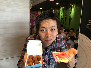 日本人スタッフのつぶやき341～北京ごはん③「麦当労」の期間限定バーガー（梅田）