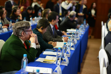 （导航成都）第三届读懂中国国际会议召开 中可高端水品牌荣膺“会议指定用水”