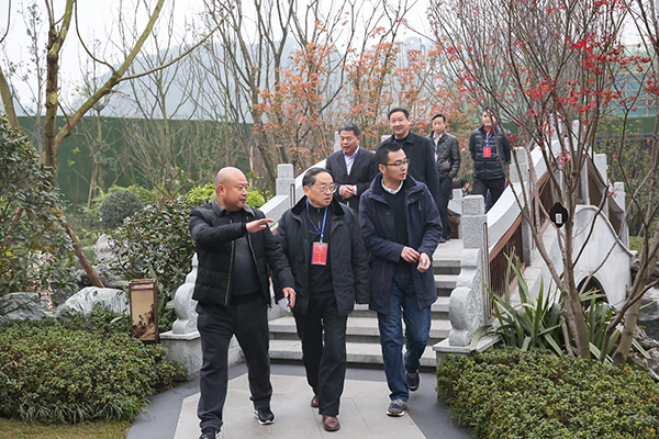 图片默认标题_fororder_代表视察生态环境建设与保护工作情况现场