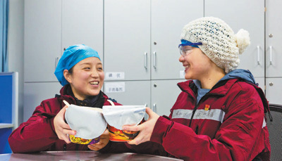 人民日报@战“疫”一线，这些90后好样的！