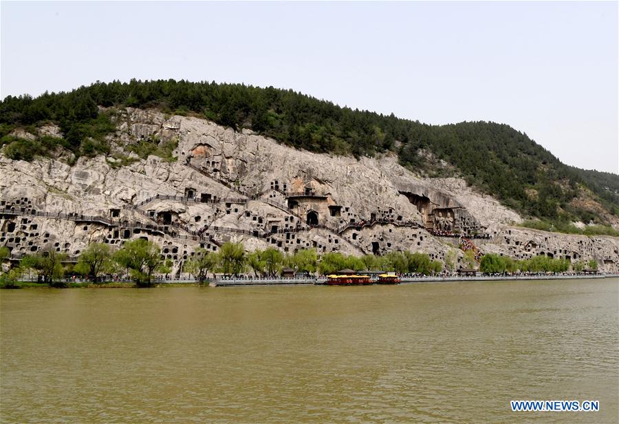 China's Longmen Grottoes greets boom season for tourism