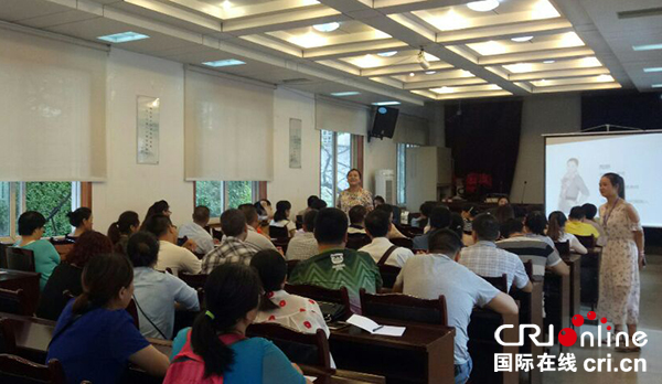 图片默认标题_fororder_培训现场。（温江区柳城街道-供图）