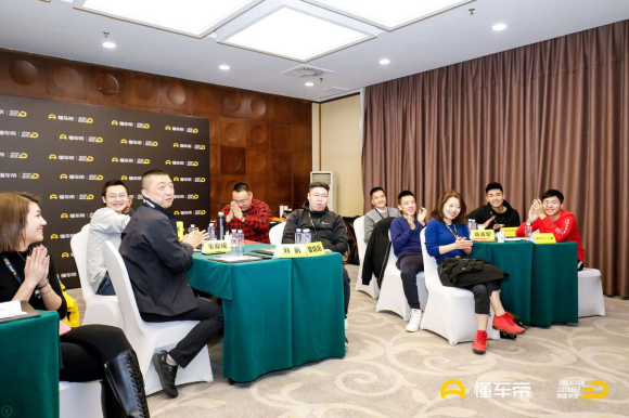 帝造学院第二期开课,《头文字D》原型土屋圭市现身“说”漂移 帝造学院第二期开课,《头文字D》原型土屋圭市现身“说”漂移