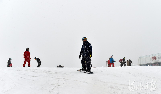 河北张家口：雪落崇礼