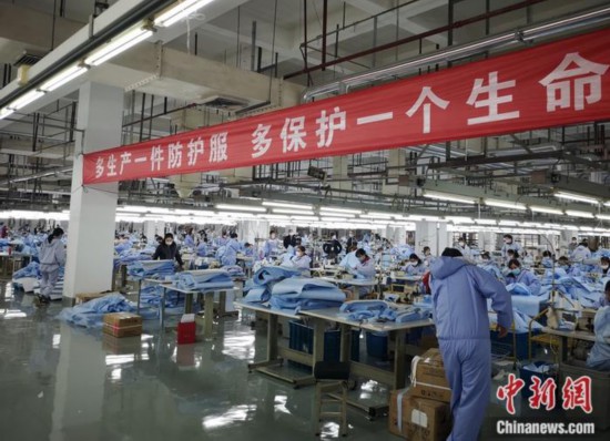 人民网@转产、驰援、复工 中国民营企业走在抗“疫”前线