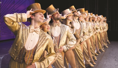 百老汇音乐剧《歌舞线上》展现台前幕后的真实