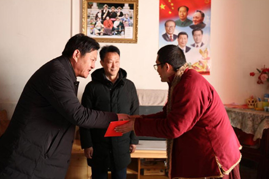 图片默认标题_fororder_1、走访慰问活动现场