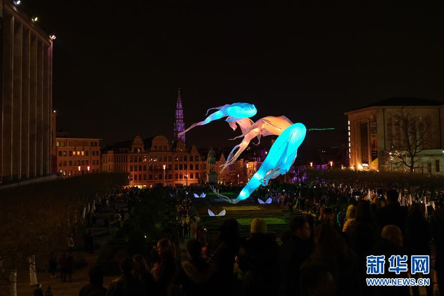 新华网■炫彩灯光节“点亮”布鲁塞尔