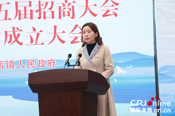 图片默认标题_fororder_翠屏区高店镇党委书记张爱春致辞--（摄影-高学兵）3