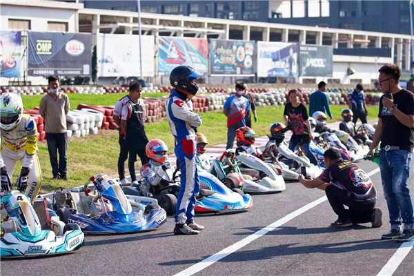 国家级专业卡丁车锦标赛在中国车谷举行