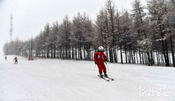 河北张家口：雪落崇礼