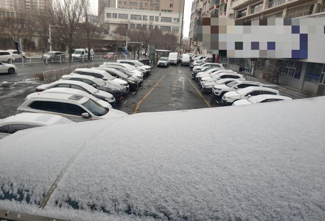 中国新疆で今冬の初雪