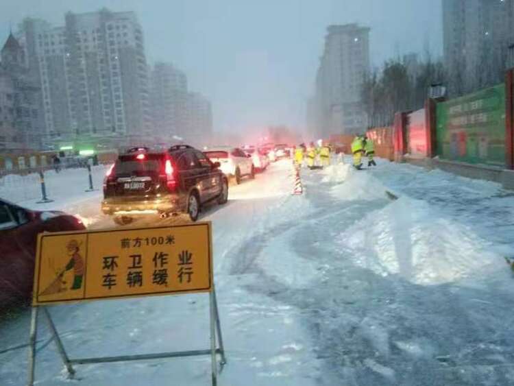 哈尔滨市道里区：战暴雪 破难题 保交通