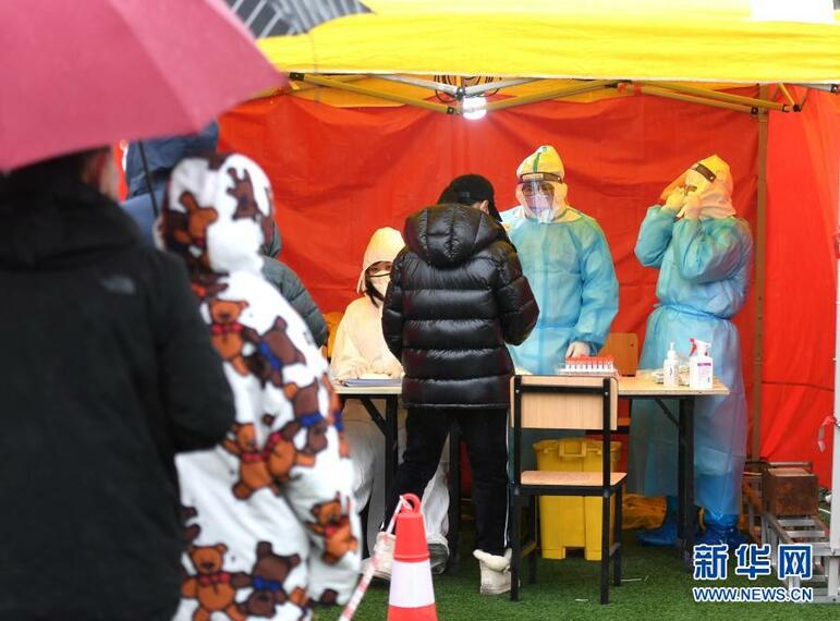 Çin'de 17 yeni COVID-19 vakası