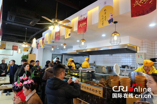 【等待通过】【美食-图片】灵宝小吃郑州旗舰店正式开业