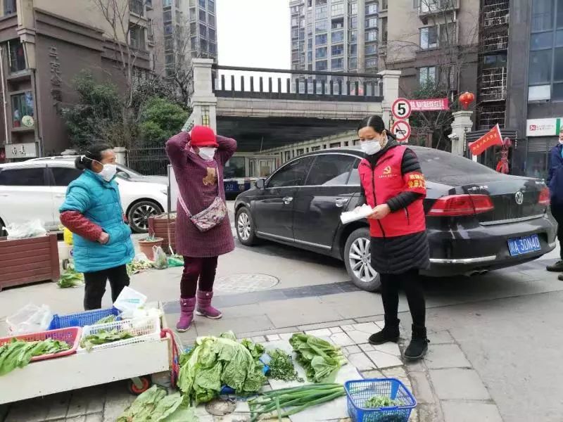 人民铁道报@“跨界”补位，筑起铁壁铜墙丨战“疫”中的铁路人