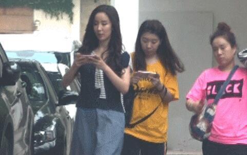 《爱情公寓5》开拍？网友曝其实是电影探班