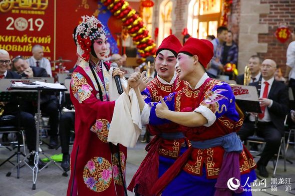 中国边城黑河与俄罗斯布市携手喜迎中国“年”