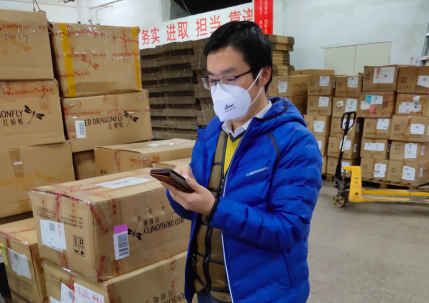 中国网@助力安全复工 百万家企业启用钉钉“无接触考勤”