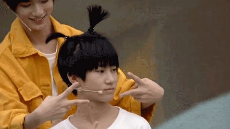 tf家族小锅盖们互做发型 双揪马尾苹果头萌化了