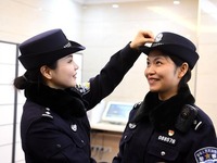 铁路“警花”绽放春运