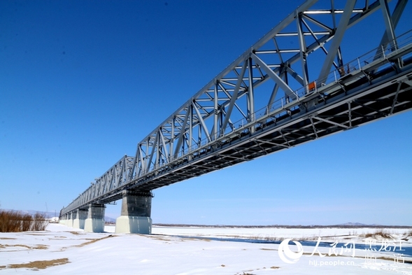 同江中俄跨江铁路大桥进入建成通车倒计时