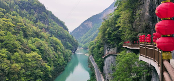 世界级钟乳石奇观——中国光雾山-诺水河地质公园