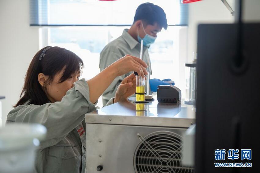 Pabrik Kilang Minyak Hasil Pembangunan Bersama Tiongkok-Laos Diresmikan Pabrik Kilang Minyak Hasil Pembangunan Bersama Tiongkok-Laos Diresmikan