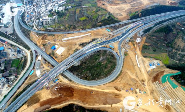 （大交通）平均0.66公里一座桥 贵州紫望高速将于明年6月底通车