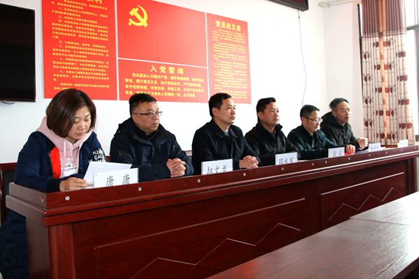 珙县县委常委,纪委书记,监察委员会主任邓水军,珙县恒丰乡党委书记